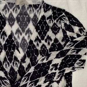LOFT Navy & Ivory Ikat V-Neck Cardigan
